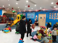 -美吉姆国际儿童发展中心(红谷滩绿地缤纷城中心)