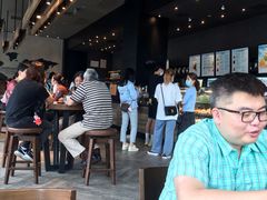 -星巴克(七宝领展广场1F店)