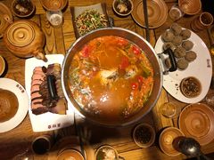 -亮欢寨酸汤鱼(沙冲路店)