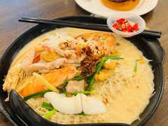 海鲜焖米粉-三姐妹  Roast & Coffee(Retro Garden 1968’s)