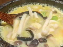 石锅小煮鲜杂菌-敏珠拉姆藏餐·南京厨房(富春江东街店)