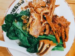 卤水猪耳朵饭-星仔记烧腊饭店(五山店)
