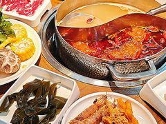 -来龍儿鲜切牛肉自助老火锅