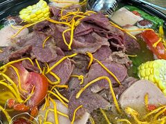 -金鼎雪山牦牛杂火锅(理县总店)