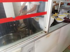 -珠宝街老左杂酱面馆