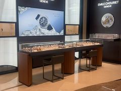 -亨吉利世界名表中心(华润万象城店)