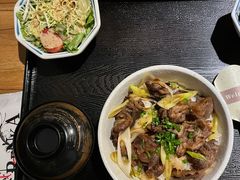 -炼火烤肉店