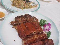 烤乳猪件-黄埔华苑酒家(黄埔总店)