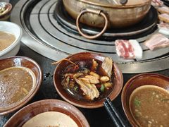 -阿山卓·野生菌火锅·纳西火塘烤肉