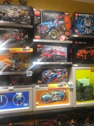 -乐高授权专卖店(朝阳大悦城店)