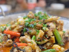 香辣大盆牛蛙-红旗大食堂(君悦紫园店)