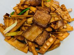 竹笋炒腊肉-丹江渔村(首都机场店)