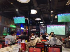 -马路牙子烧烤音乐酒馆(望京店)