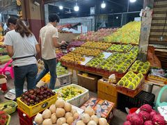 自助取餐区-新鸿港水果市场