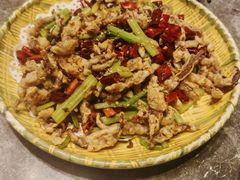 -闫府私房菜·老字号(恒隆店)