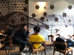 用餐区-星巴克臻选(成都宽窄巷子店)