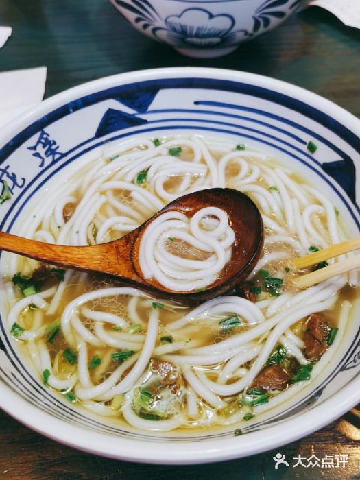 鑫花溪牛肉米粉(苏州中心店)十年经典牛肉米粉图片