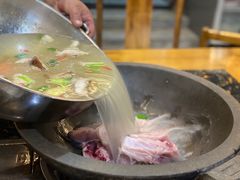 -双廊杨记石锅鱼石锅牛肉