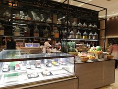 面包甜点陈列柜-新发展亚太JW万豪酒店·福苑咖啡厅