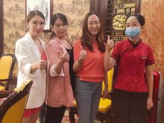 -皇宫大酒店