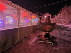 -果松木炭酸菜铜火锅·外婆参鸡汤