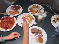 -涨巢·潮玩水疗局