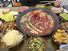 -黄潇洒老火锅(九眼桥宏济巷店)