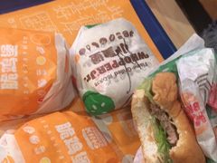 -汉堡王(下沙银泰店)
