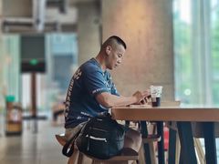 大堂-星巴克臻选(深圳嘉里建设广场店)