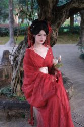 -一揽芳华汉服旗袍体验馆(拙政园店)