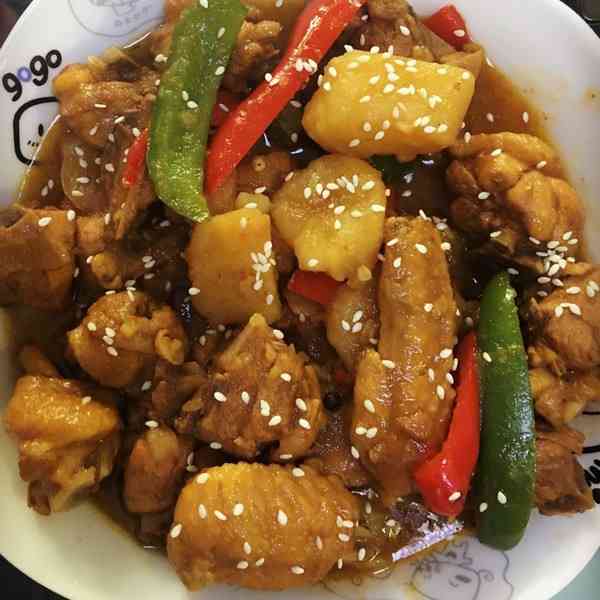 蹦蹦鸡大盘鸡(白石桥店)-"超市外面的大排档,适合工作餐.有外卖,很.