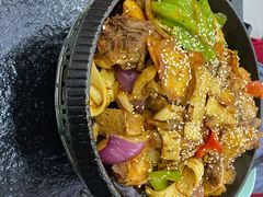 -撒拉人家.酸菜牦牛肉火锅