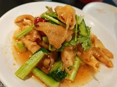 -辣尚瘾·烤鱼·新川菜(牡丹园直营店)
