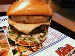 -The Habit Burger Grill 哈比特汉堡(复兴soho店)