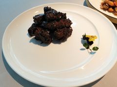 沪市牛肉粒-屋里厢上海菜馆