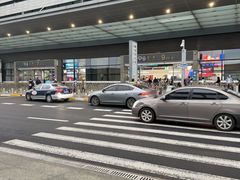 -星巴克(上海虹桥站2A检票口)