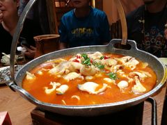 -老滇山寨•云南特色菜•地方菜•民族风情歌舞表演(金碧店)