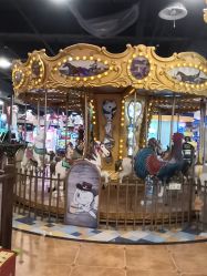 点击看大图 -卡通尼乐园(五彩世界店)