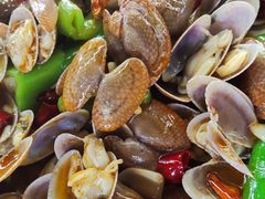 -四川小胡子海鲜(丁村万人海鲜广场店)