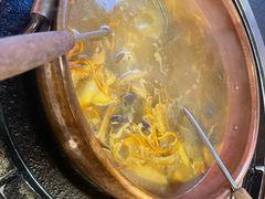 -阿山卓·野生菌火锅·纳西火塘烤肉