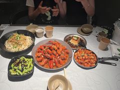 -巴厘龙虾·榜首油焖大虾(洞庭·艺术洋房店)