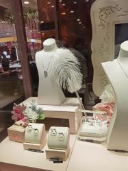 -六福珠寶(苏州人民商场店)