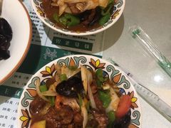 -沙枣树辣子鸡•新疆家常菜(喀什西路店)