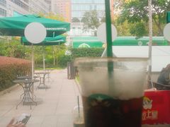 -星巴克(西藏路店)