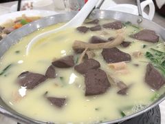 鸭血煲-怡园饭店-餐厅(四望亭店)