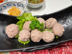 -牛村来人潮汕牛肉火锅(西单店)