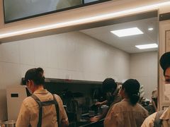 -喜茶(上海淮海中路渔阳里店)