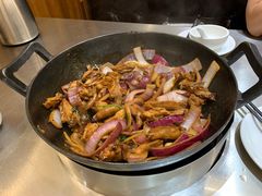 -胡须佬鸡煲四季火锅店(石厦西村直营店)