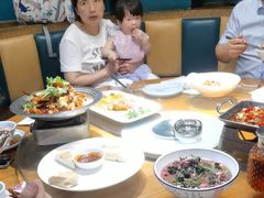 -黄泥岗·地道湖北菜(奥特莱斯店)