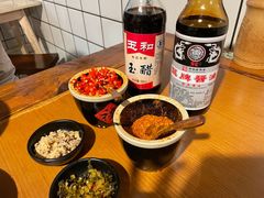 油渣-矮子粉店1985·长沙米粉(湘春路店)